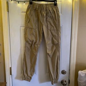 *Last Chance!* Khaki Cargo Joggers
